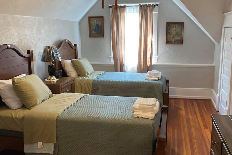 Beds at Sobrius Holistic Recovery